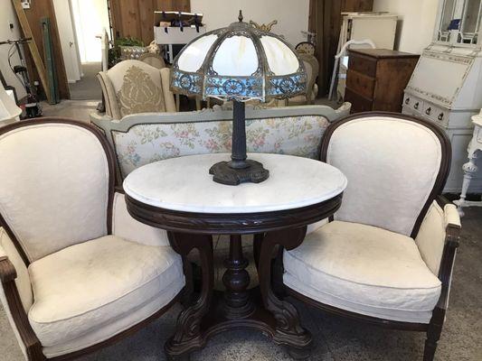 offering Fresh Estate Items in an exciting Auction Format via Facebook LIVE broadcast