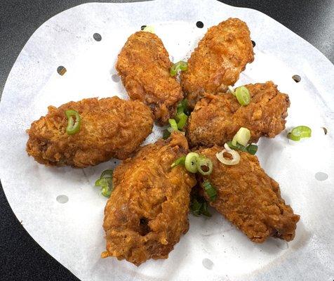 Fried chicken wings