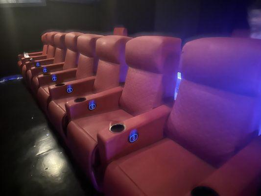 New seat, clean & so comfortable