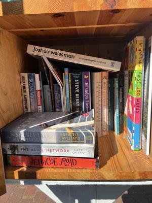 Elmwood Free Library