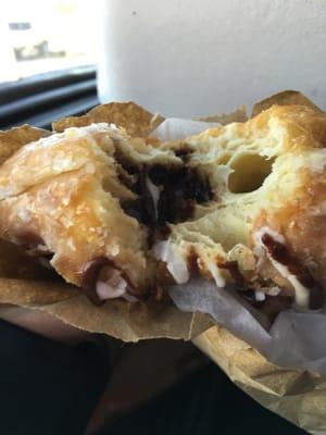 Croissant donut