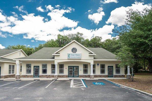 Four Paws Veterinary Hospital