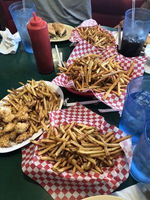 Ron's Hamburgers & Chili