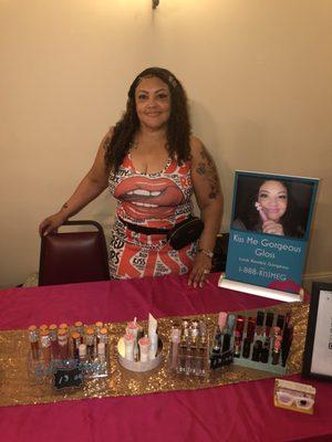 Kiss Me Gorgeous Gloss