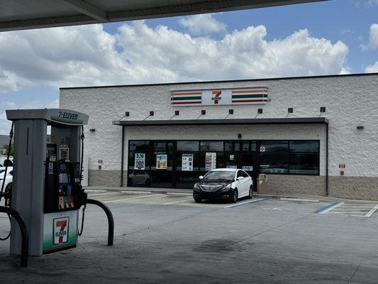 7-Eleven
