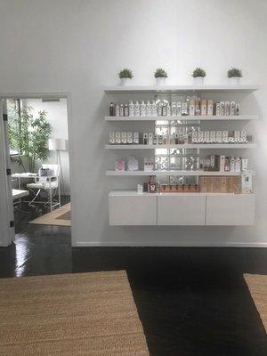 Suite Skin Tacoma is our newly renovated, beautifully modern, Skincare Studio.