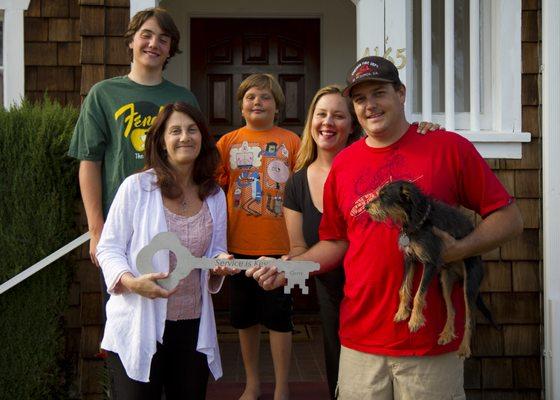 Gerry Athas Vazquez - Estate Properties