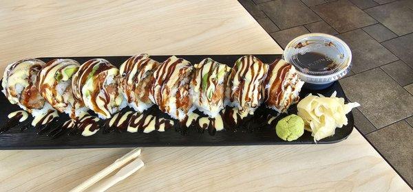 Salmon and eel roll, a bit high in the price but it is big and tastes great.