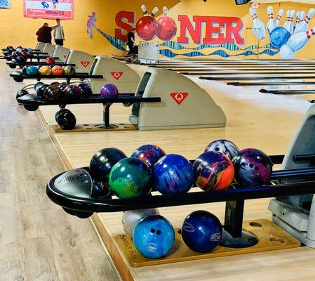 Sooner Bowling Center