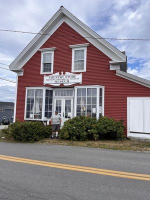 Tremont Historical Society Country Store Museum