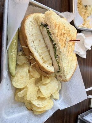 Rocky Road Cafe & Creamery