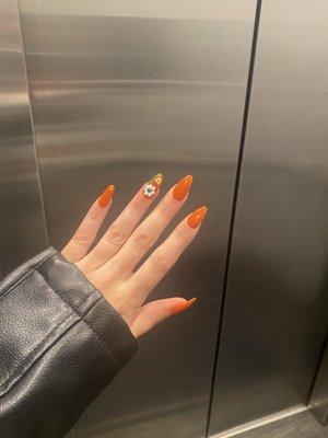 Lisa's Nails