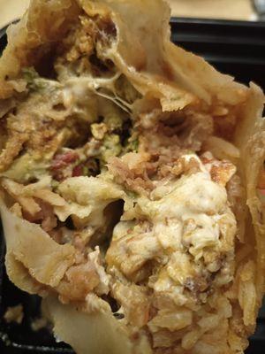 Huevos con chorizo burrito