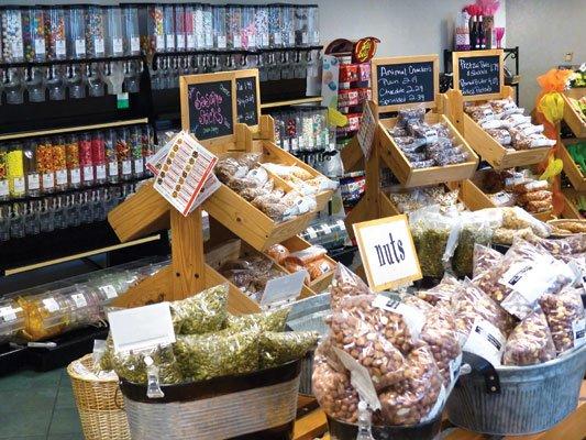 Tropical Nut & Fruit