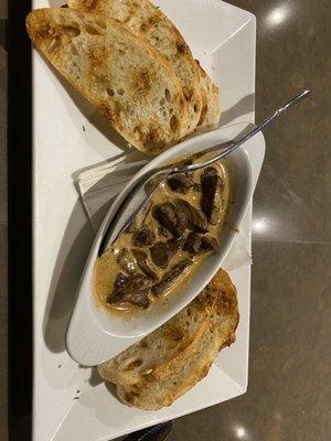 Steak bites, no mushrooms. So good!