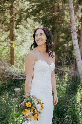 perfect sweetheart neckline and she added lining so the abdomen area wasnt sheer