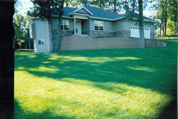 Hometown Lawn Care & Landscaping