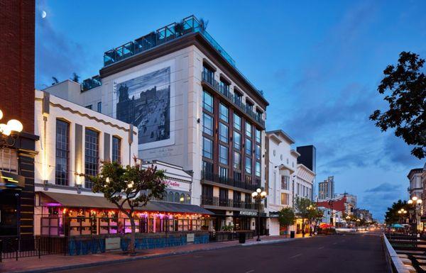 AC Hotel San Diego Downtown Gaslamp Quarter