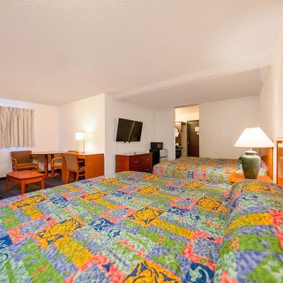 Unicorn Inn by OYO Portland