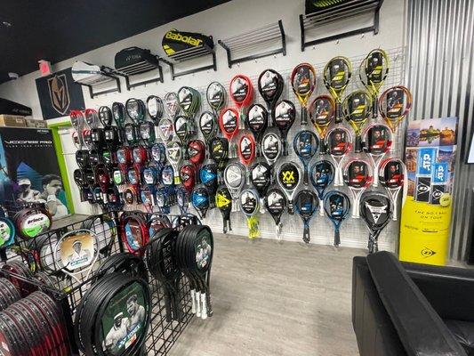 Racket wall