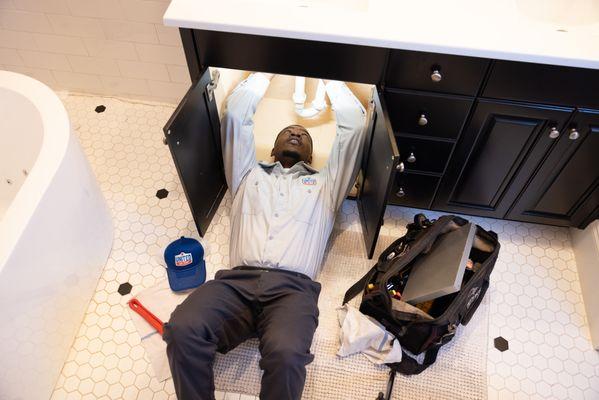 From clogged drains to cooling breakdowns, dependable HVAC and plumbing repairs are just a call away in Sterling.