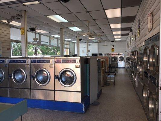 24 Hour Coin Laundry