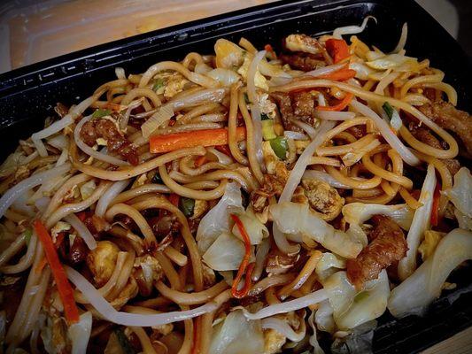 Fried Noodle pork