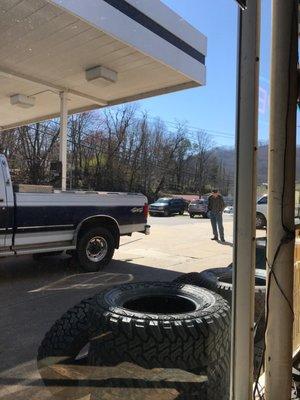 Green's Auto Service & Towing