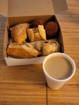 Tulipan Bakery & Cafe