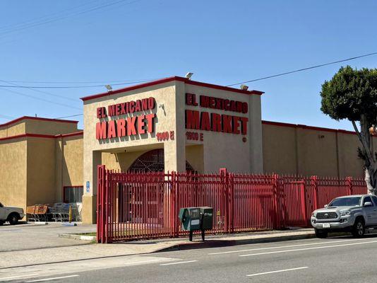 El Mexicano Market