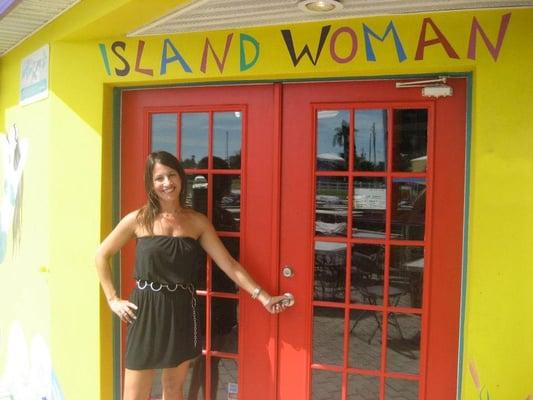 Fia's Island Woman