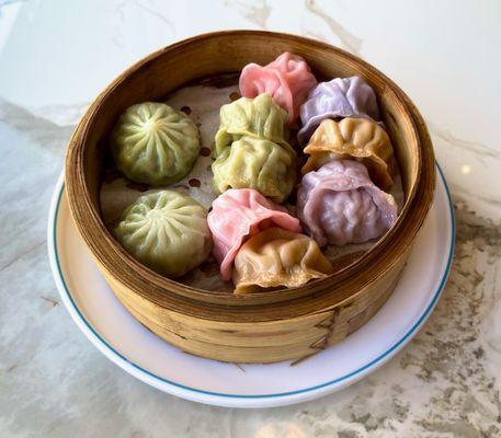 "Rainbow" Dumplings?!? Washed out colors...4 in white, 2 in different shapes!! BOTCHED?!?