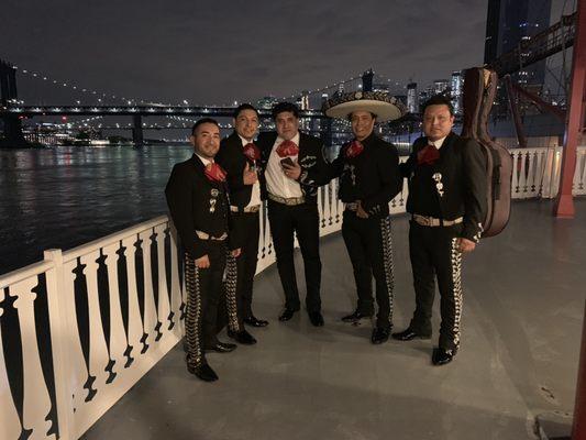 Mariachi Viva Mexico