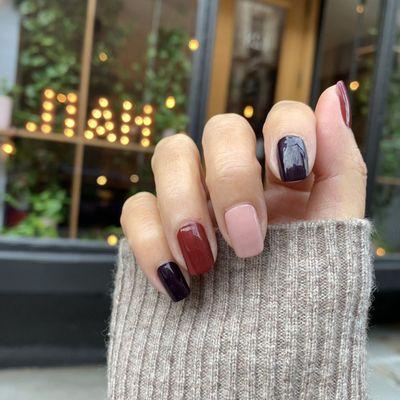 On vacation, and my nails look great still!
