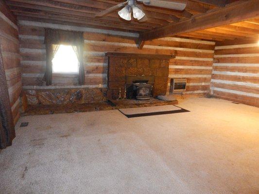 Brad Young - United Country Real Estate