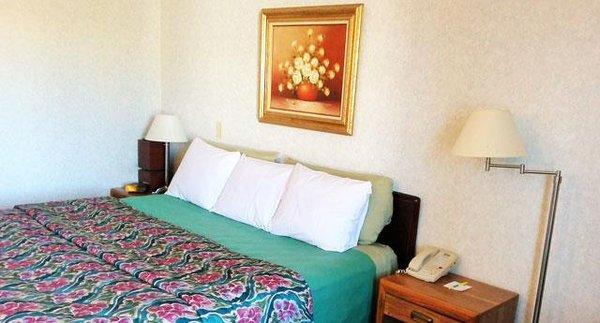 America's Best Inn & Suites