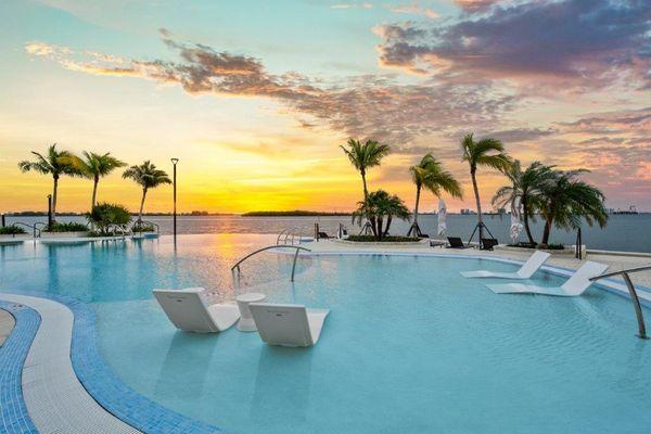 Biscayne Shores Luxury Apartments