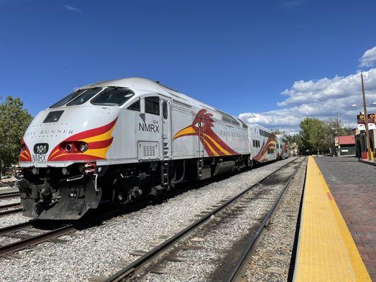 Shirley Montanez - Re/Max