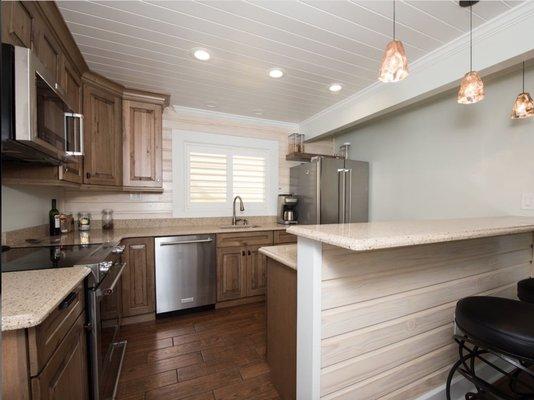 6West Luxury Beach Cottage #1 Kitchen