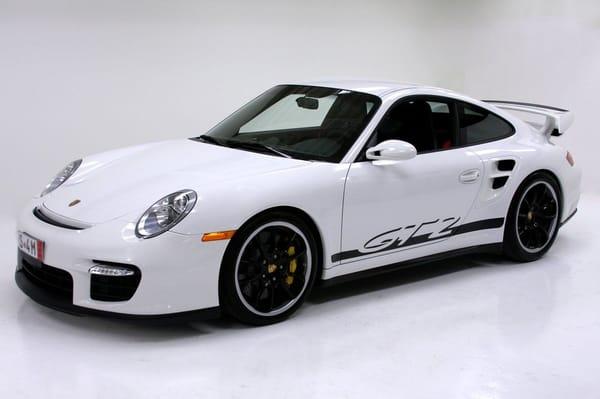 Porsche in a Photo Studio designed by AutoEngage Inc