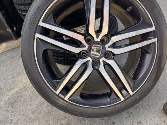 Calderon Tires & Auto Center