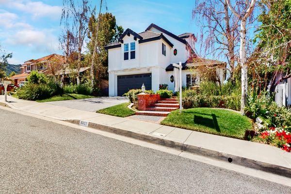 Jeanette Heshmati - AJ Real Estate Team