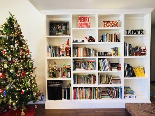 Home Cabinets & Furnishings