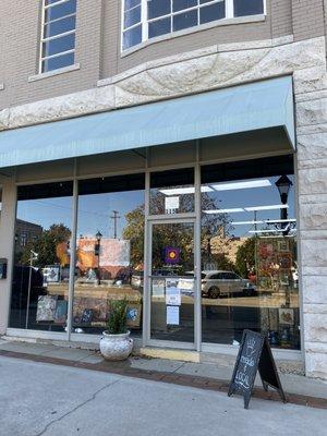 Local Color Arthouse & Studios - street view.