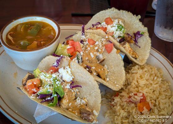 Hacienda Los Arcos Mexican Grill & Bar