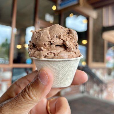 Little Truckee Ice Creamery