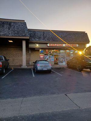 Karavan Liquors