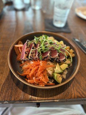 Ahi tuna bowl (so fresh & flavorful!)
