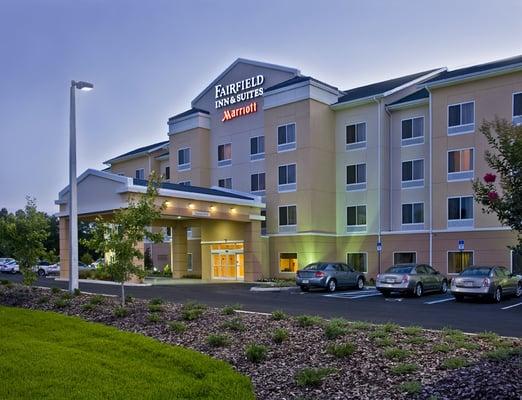 Fairfield Inn & Suites Lake City
