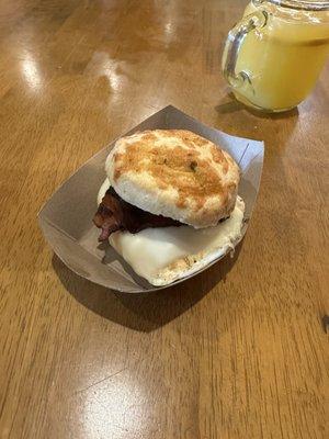 Breakfast sandwich